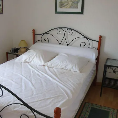 Lumineux A 2 Pas De La Plage, Balcon, Ascenseur, Tv, Lave-linge, Animaux Admis - Fr-1-674-19 Apartment *